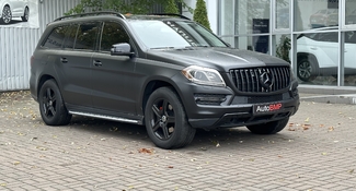 Mercedes-Benz GL 3.0 Бензин